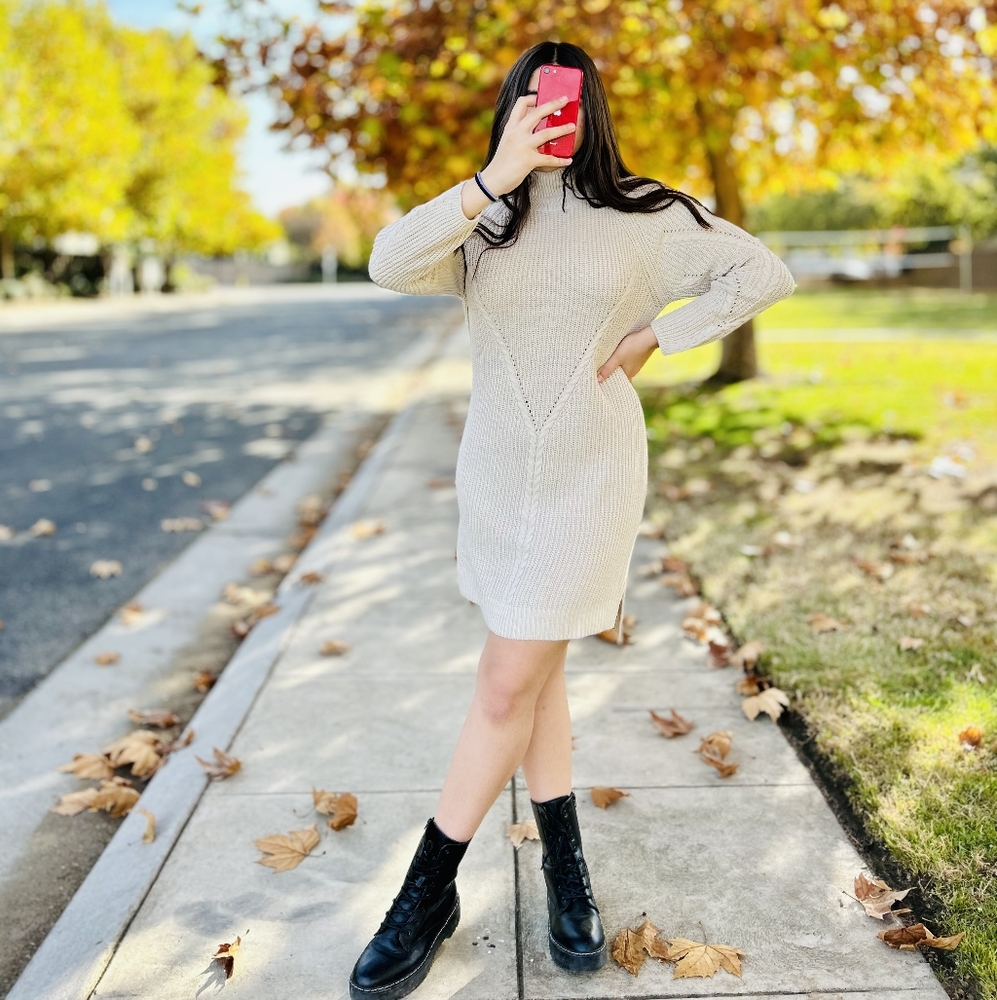 Sophia Knit Sweater Dress – Cozy Elegance with a Bold Twist!